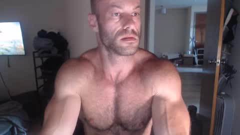 Snapshot of oregon87 chatting on May 2026 01:22:02 AM The Oregon Lumberjack online show from May 2026 01:22:02 AM
