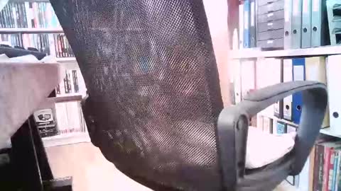 Snapshot of oren57 chatting on February 2025 07:07:01 AM oren online show from February 2025 07:07:01 AM