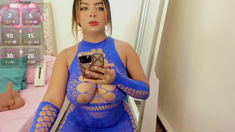 Snapshot of oriana_davis chatting on January 2025 04:47:01 AM Oriana online show from January 2025 04:47:01 AM