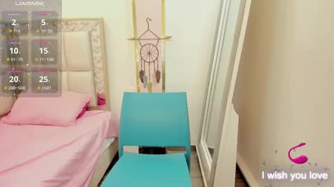 Snapshot of oriana_davis chatting on March 2025 12:58:02 AM Oriana online show from March 2025 12:58:02 AM