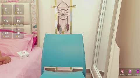 Snapshot of oriana_davis chatting on March 2025 11:33:01 PM Oriana online show from March 2025 11:33:01 PM