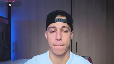 Orionblaze 69  online show from November 2025 09:06:02 PM