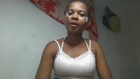 ornellahhh online show from November 2025 10:08:02 PM