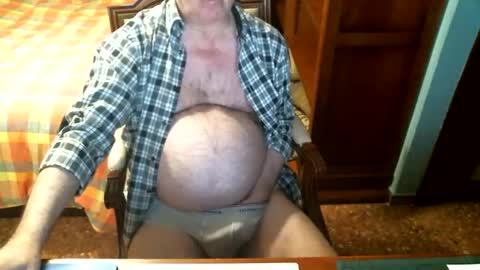 Snapshot of oscarw chatting on February 2025 06:21:01 PM Oscar online show from February 2025 06:21:01 PM