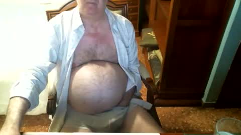 Snapshot of oscarw chatting on October 2025 02:40:02 PM Oscar online show from October 2025 02:40:02 PM