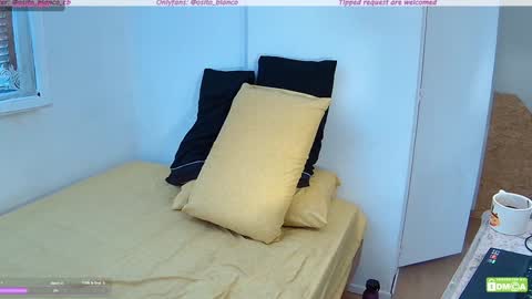 Snapshot of osito_blanco chatting on January 2025 05:48:01 PM Osito Blanco online show from January 2025 05:48:01 PM