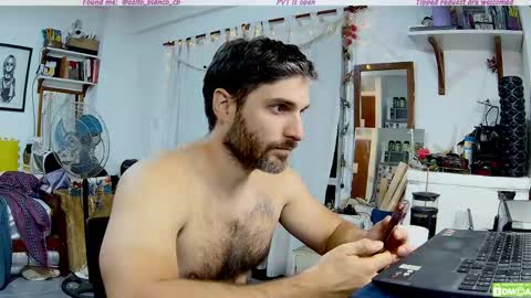 Osito Blanco online show from April 2026 10:05:01 PM