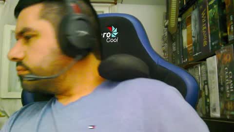 Oso online show from December 2024 02:27:01 AM