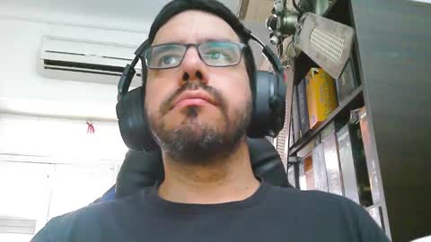 Oso online show from December 2024 05:22:01 PM