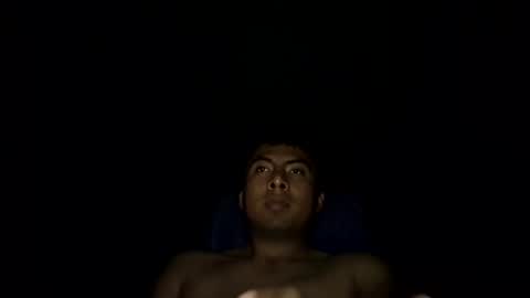 Snapshot of oskr876k chatting on October 2025 03:12:02 AM Oscar L online show from October 2025 03:12:02 AM