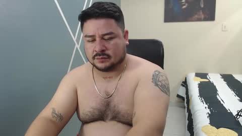 Snapshot of oso_gael chatting on January 2025 05:31:02 PM Bear Gael online show from January 2025 05:31:02 PM