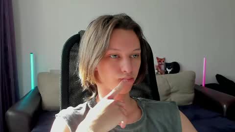 Ostin online show from April 2026 10:39:02 AM