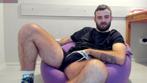 Snapshot of otishairy chatting on December 2024 04:07:02 AM Otis online show from December 2024 04:07:02 AM