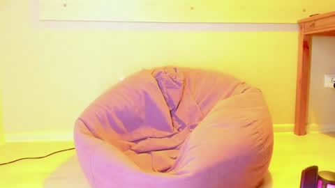 Snapshot of otishairy chatting on December 2024 09:24:02 PM Otis online show from December 2024 09:24:02 PM