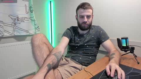 Snapshot of otishairy chatting on December 2024 02:32:02 AM Otis online show from December 2024 02:32:02 AM