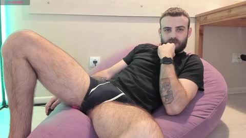 Snapshot of otishairy chatting on January 2025 09:39:02 PM Otis online show from January 2025 09:39:02 PM