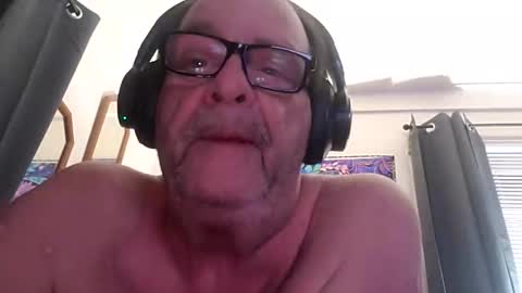 Snapshot of ou8124824 chatting on November 2025 04:58:02 AM ou8124824 online show from November 2025 04:58:02 AM