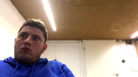 outflayd online show from October 2025 09:55:02 PM