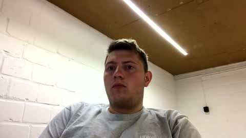 outflayd online show from April 2026 01:44:01 PM