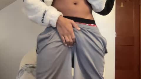 outofhisleague_ online show from November 2025 03:45:02 PM