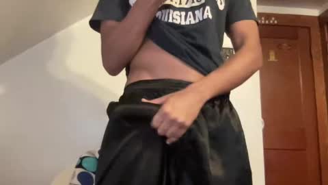 outofhisleague_ online show from November 2025 03:46:01 PM