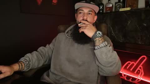 Snapshot of outofyourleague111 chatting on December 2025 04:50:01 AM Lex online show from December 2025 04:50:01 AM