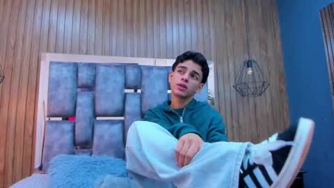 Owen Johnson online show from November 2025 12:08:02 PM