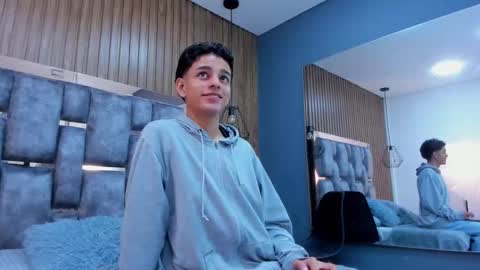 Owen Johnson online show from December 2025 12:36:02 PM