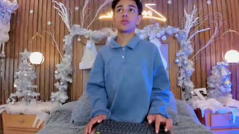 Owen Johnson online show from December 2025 12:23:02 PM