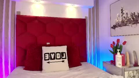 Owen online show from July 2026 03:23:02 AM