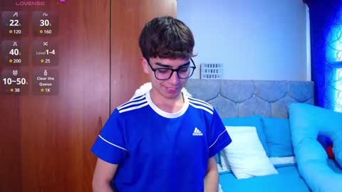 Snapshot of owenblue__ chatting on January 2025 05:45:02 PM Owen Independent model online show from January 2025 05:45:02 PM