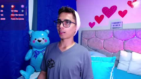 Snapshot of owenblue__ chatting on February 2025 06:48:01 AM Owen Independent model online show from February 2025 06:48:01 AM