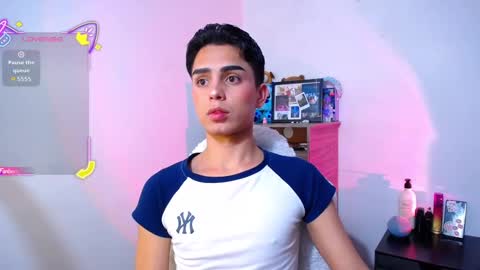 Snapshot of owenblue__ chatting on November 2025 05:50:02 AM Owen Independent model online show from November 2025 05:50:02 AM