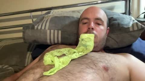 Owen2022 online show from April 2026 06:09:01 AM