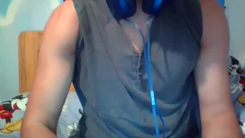 Snapshot of owensir chatting on November 2025 12:02:01 AM owensir online show from November 2025 12:02:01 AM