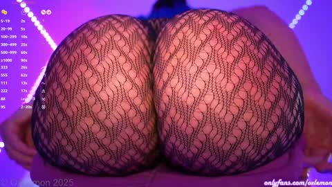 oxlemon online show from March 2025 12:58:02 AM