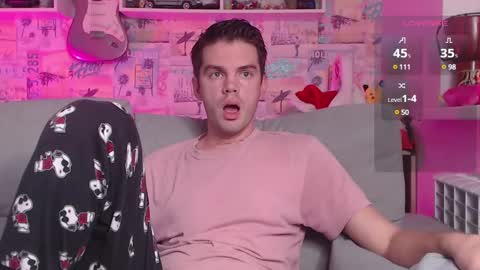 Snapshot of oxmikexo chatting on December 2024 12:03:01 PM Mike online show from December 2024 12:03:01 PM