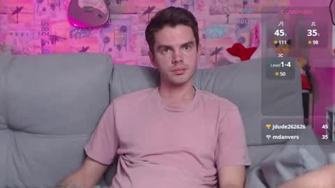 Snapshot of oxmikexo chatting on December 2024 03:04:01 PM Mike online show from December 2024 03:04:01 PM