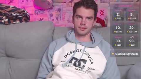 Snapshot of oxmikexo chatting on January 2025 02:30:01 PM Mike online show from January 2025 02:30:01 PM