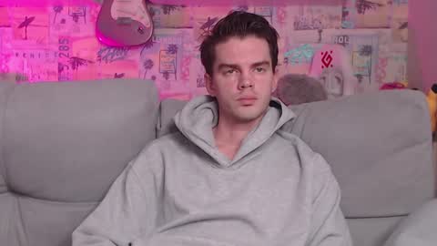 Snapshot of oxmikexo chatting on February 2025 11:15:01 AM Mike online show from February 2025 11:15:01 AM