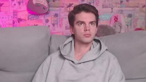 Snapshot of oxmikexo chatting on February 2025 01:37:01 PM Mike online show from February 2025 01:37:01 PM