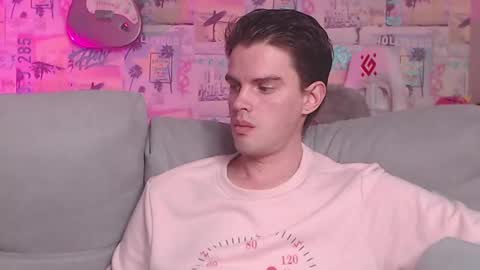 Snapshot of oxmikexo chatting on February 2025 02:12:02 PM Mike online show from February 2025 02:12:02 PM