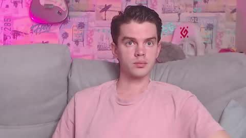 Snapshot of oxmikexo chatting on February 2025 02:10:02 PM Mike online show from February 2025 02:10:02 PM