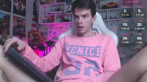 Snapshot of oxmikexo chatting on February 2025 12:20:01 PM Mike online show from February 2025 12:20:01 PM