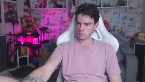 Snapshot of oxmikexo chatting on March 2025 11:50:01 AM Mike online show from March 2025 11:50:01 AM