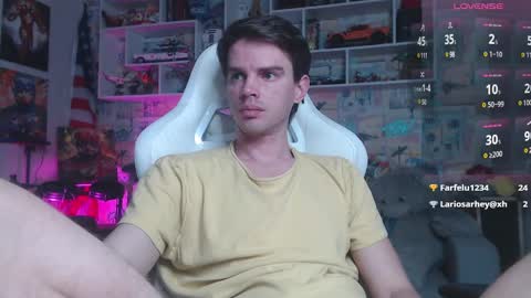 Snapshot of oxmikexo chatting on March 2025 02:56:02 PM Mike online show from March 2025 02:56:02 PM