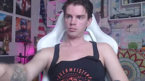 Snapshot of oxmikexo chatting on March 2025 11:03:01 AM Mike online show from March 2025 11:03:01 AM