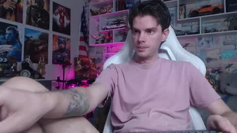 Snapshot of oxmikexo chatting on March 2025 10:59:02 AM Mike online show from March 2025 10:59:02 AM