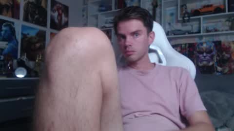 Snapshot of oxmikexo chatting on September 2025 11:26:02 AM Mike online show from September 2025 11:26:02 AM