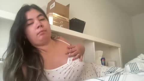 oxovickyoxo online show from October 2025 12:04:02 PM